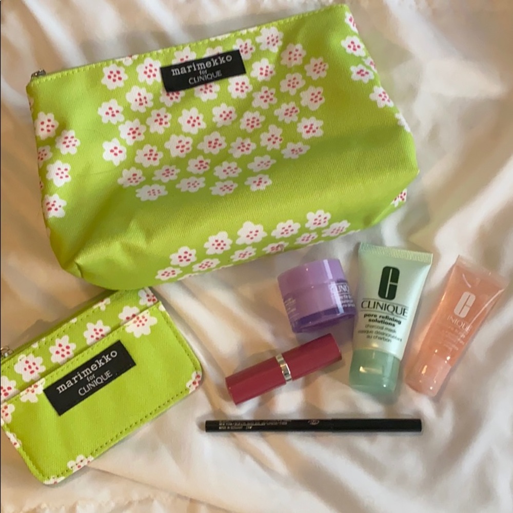Clinique makeup bundle